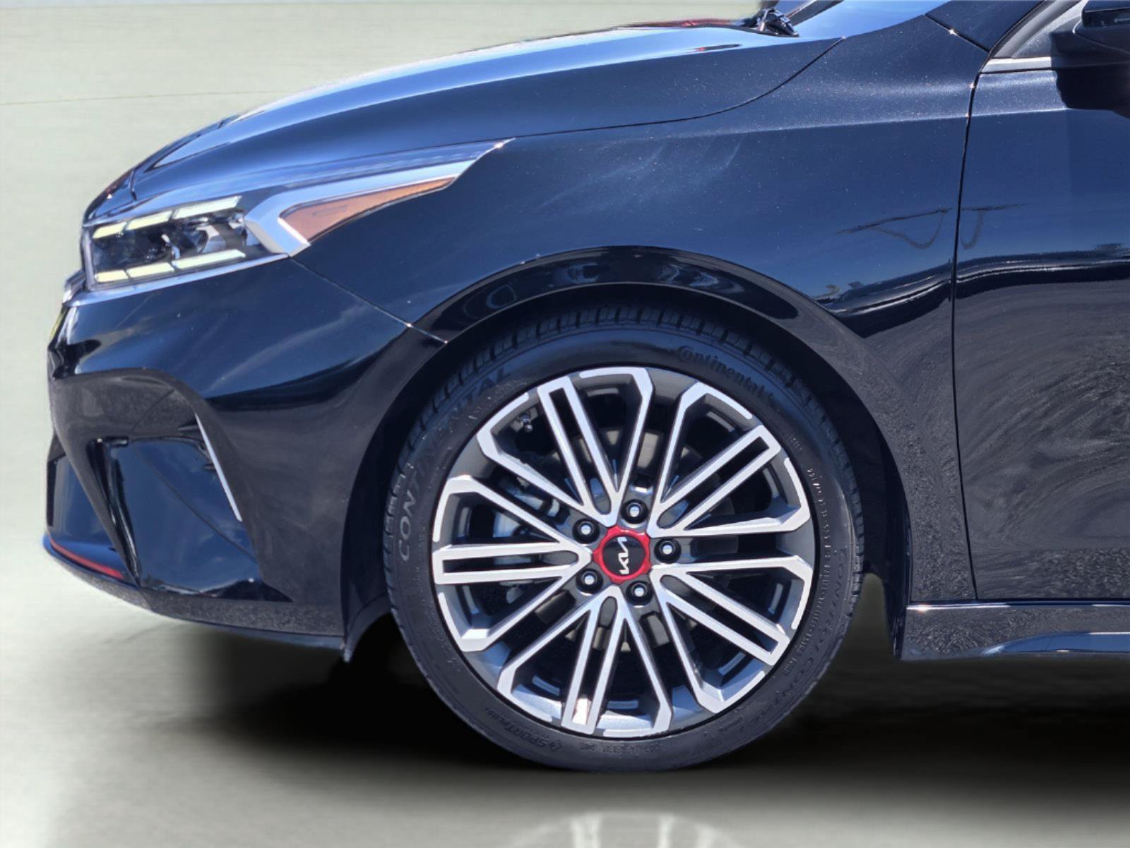Used 2024 Kia Forte GT w/ GT2 Package FWD image 8
