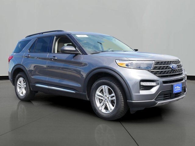 Certified 2023 Ford Explorer XLT w/ Equipment Group 202A AWD/4WD image 4