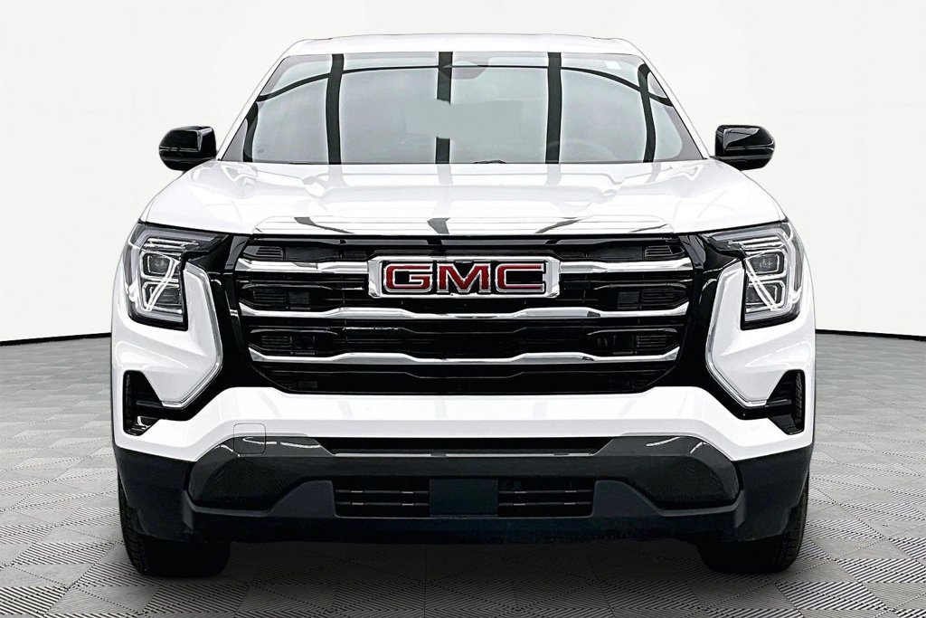 Used 2026 GMC Terrain Elevation AWD/4WD image 3