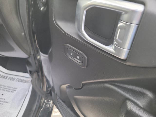 Used 2023 Jeep Gladiator Sport AWD/4WD image 28