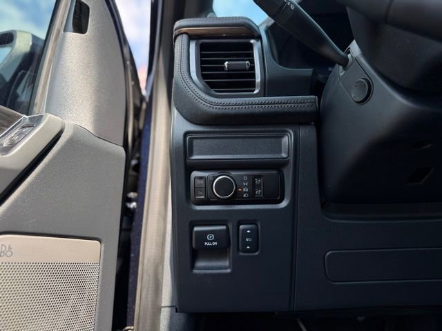 Certified 2025 Ford F150 Lightning Lariat AWD/4WD image 18