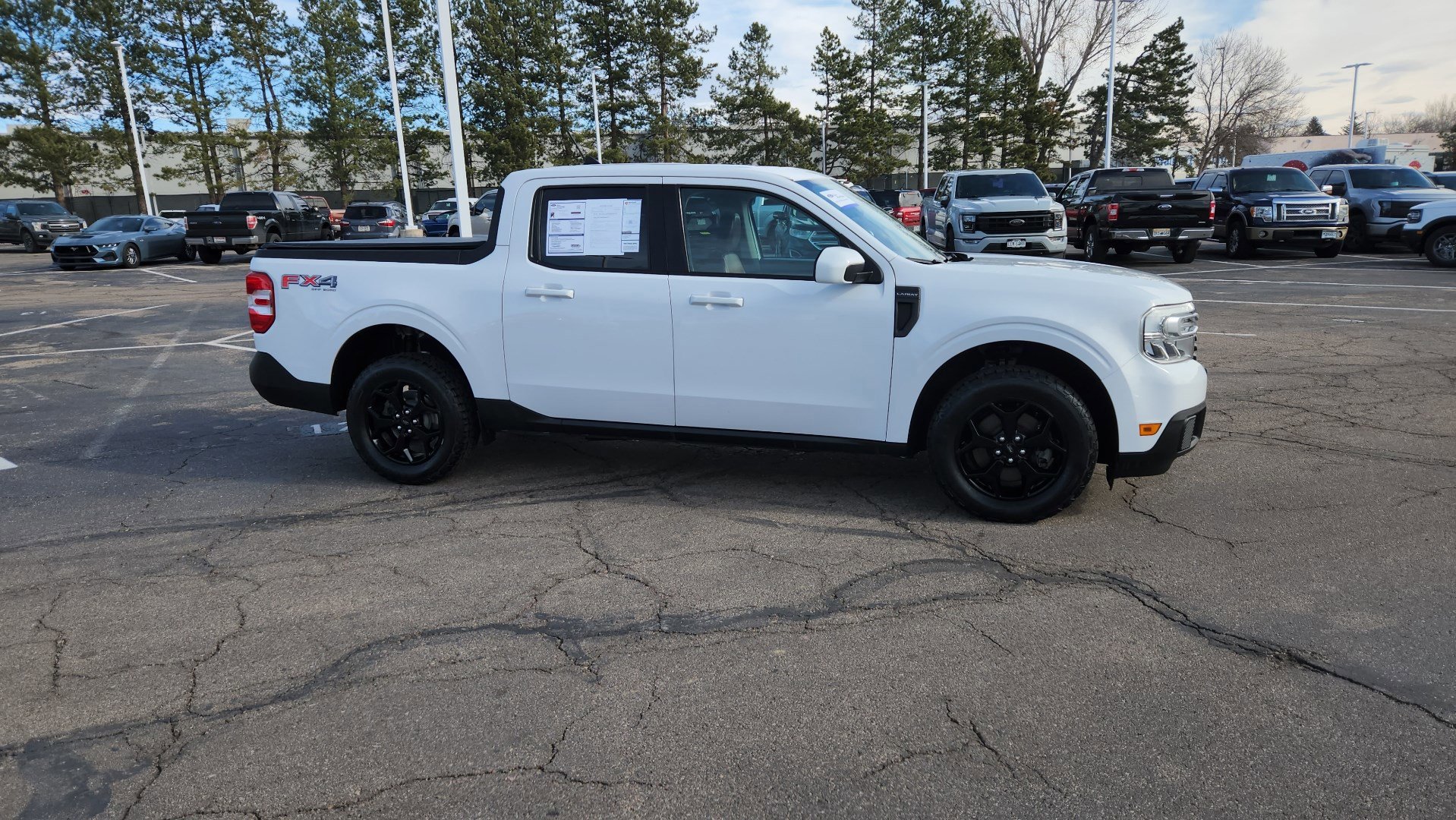 Certified 2022 Ford Maverick Lariat w/ Lariat Luxury Package image 19