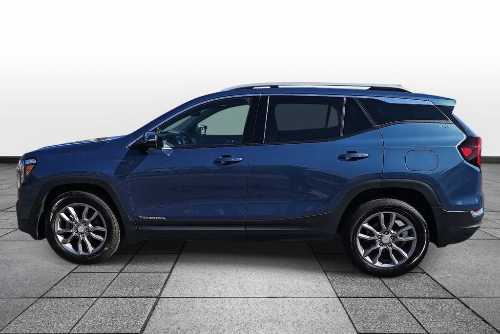 Used 2024 GMC Terrain SLT FWD image 8