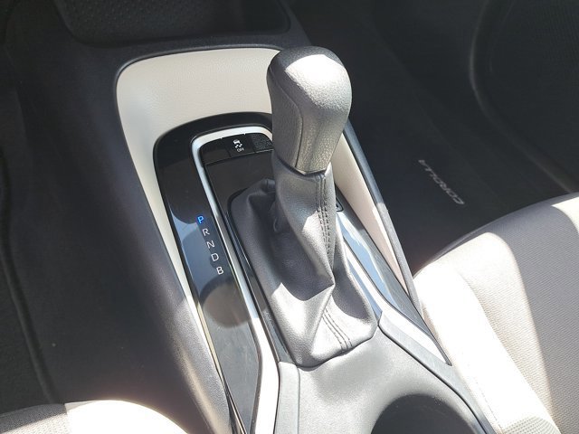 Used 2024 Toyota Corolla LE image 34