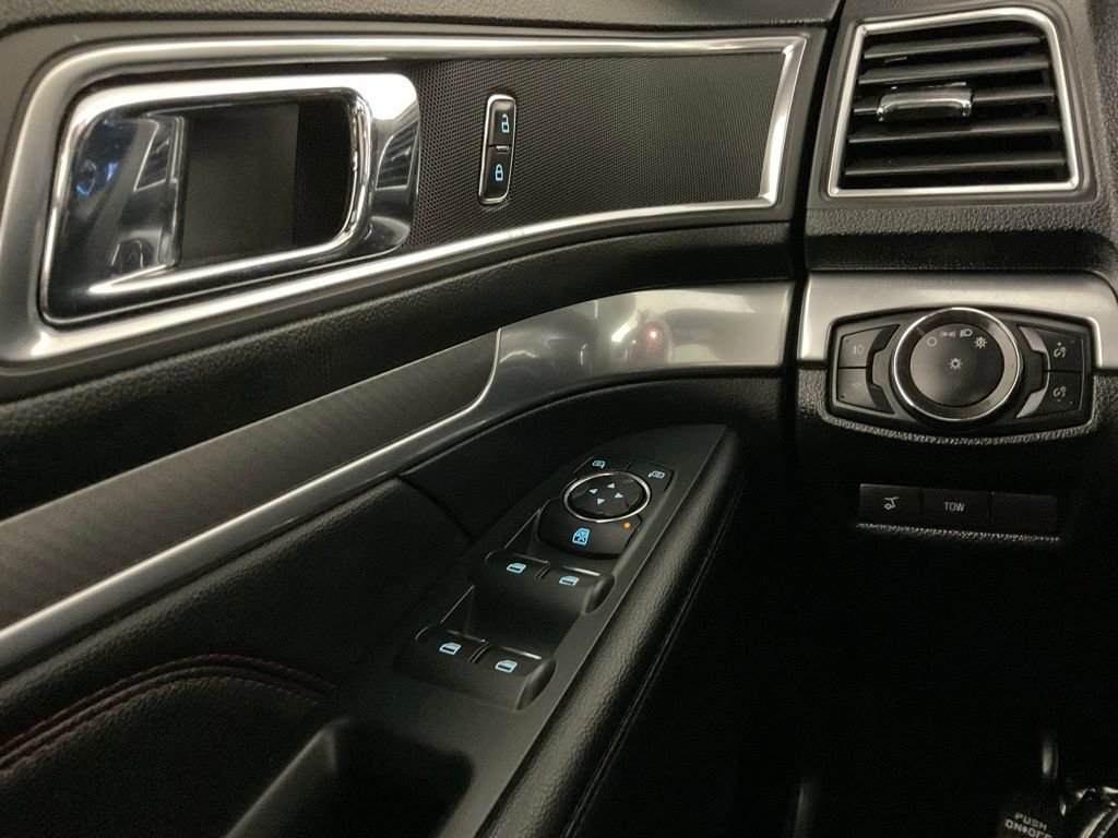 Certified 2019 Ford Explorer Sport image 21