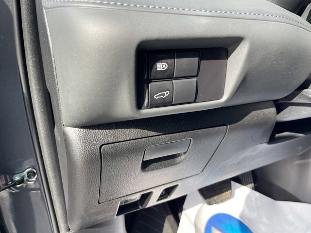 Used 2023 Toyota Highlander XLE FWD image 15