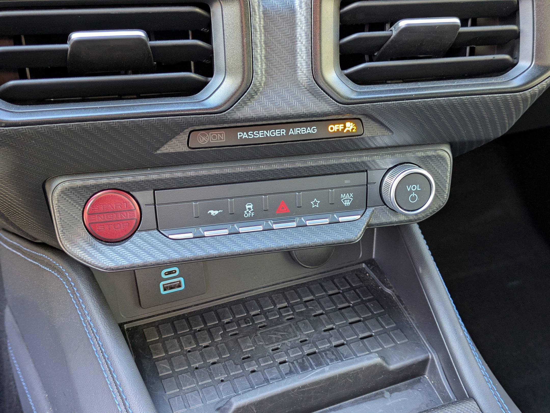 Certified 2024 Ford Mustang Dark Horse image 24