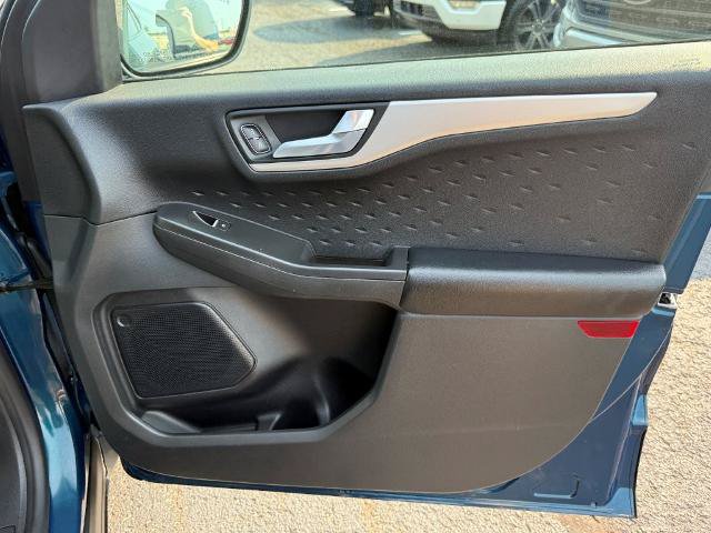 Certified 2020 Ford Escape SEL FWD image 22