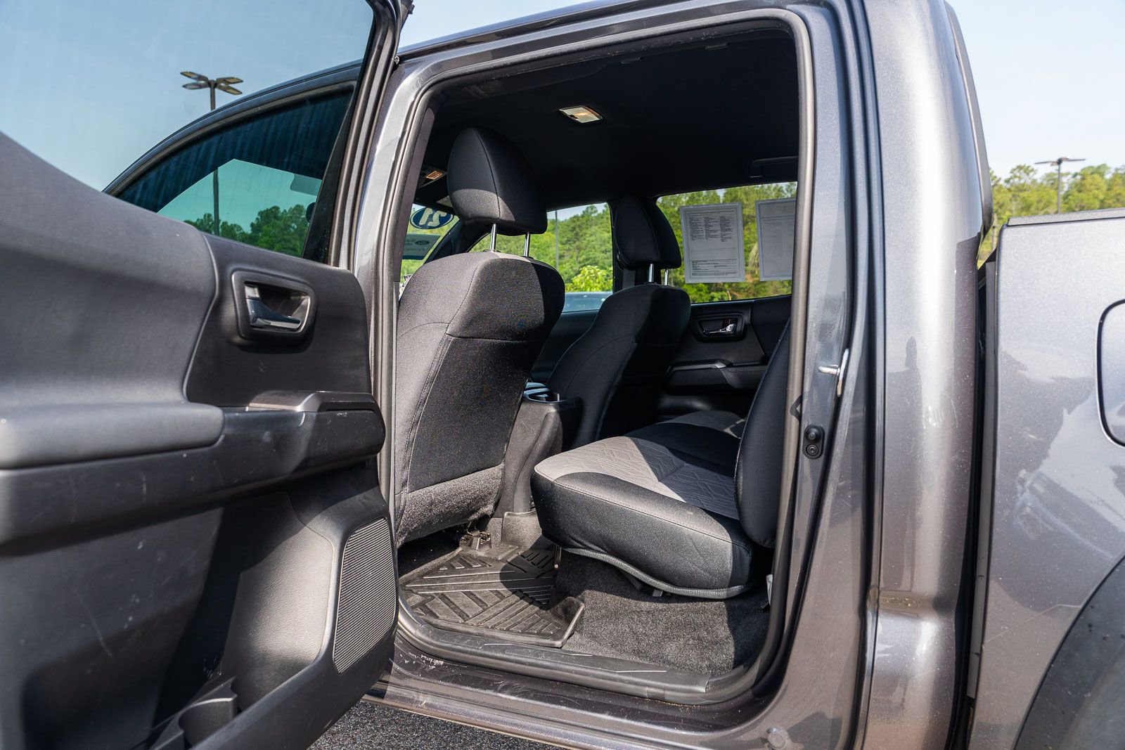 Used 2021 Toyota Tacoma TRD Off-Road AWD/4WD image 19