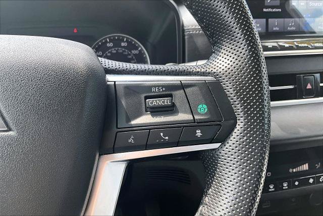 Used 2024 Mitsubishi Outlander AWD image 19