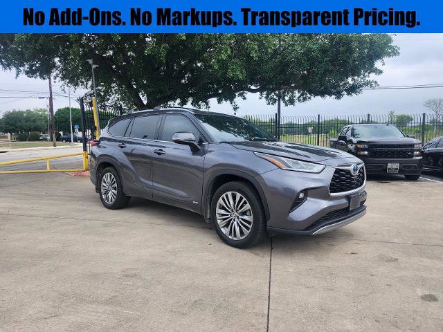 Used 2022 Toyota Highlander Platinum