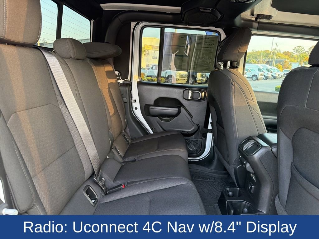 Used 2023 Jeep Gladiator Sport image 25