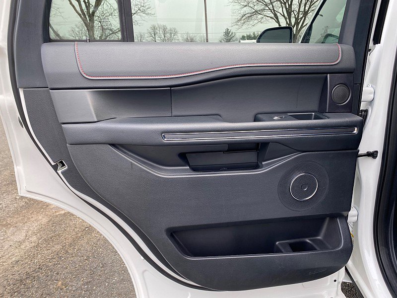 Certified 2023 Ford Expedition Limited image 32