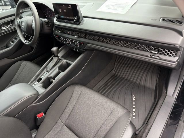 Used 2023 Honda Accord EX image 27