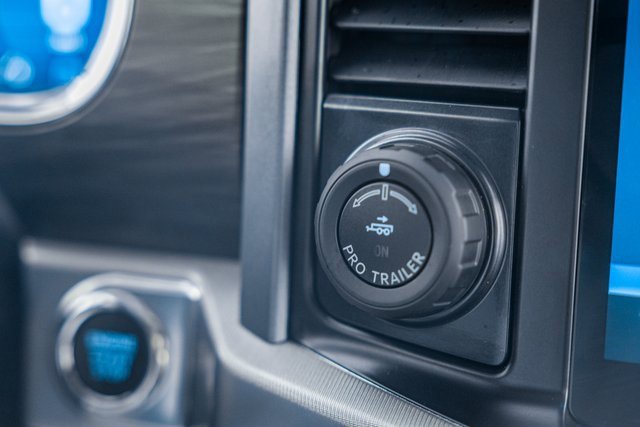 Certified 2024 Ford F150 Lariat w/ FX4 Off-Road Package image 31