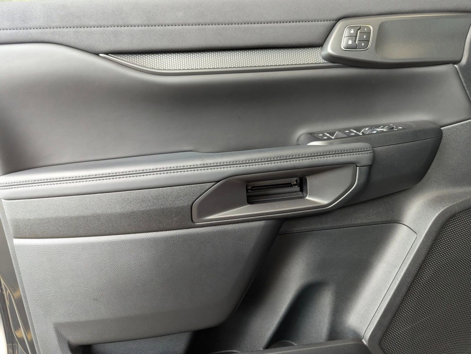 Certified 2025 Ford Ranger Raptor image 13