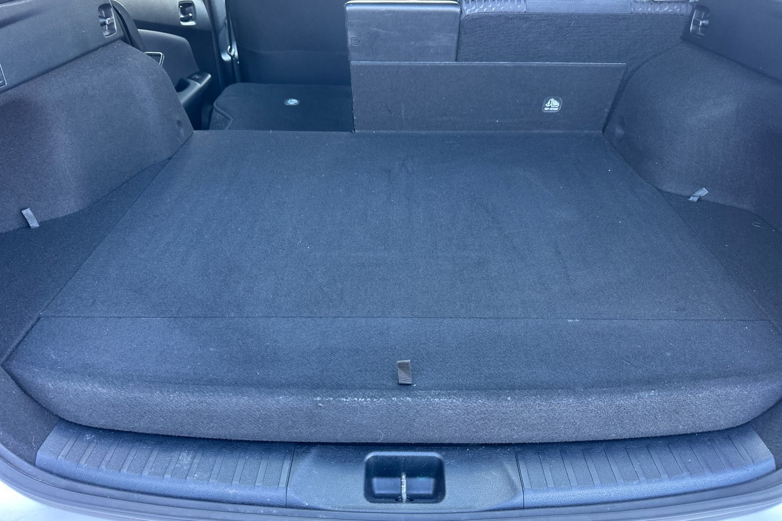 Used 2018 Toyota Prius Prime Plus FWD image 18