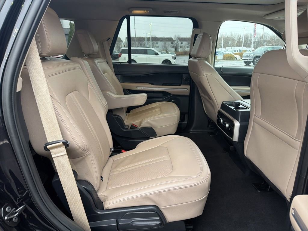 Certified 2024 Ford Expedition Limited image 36