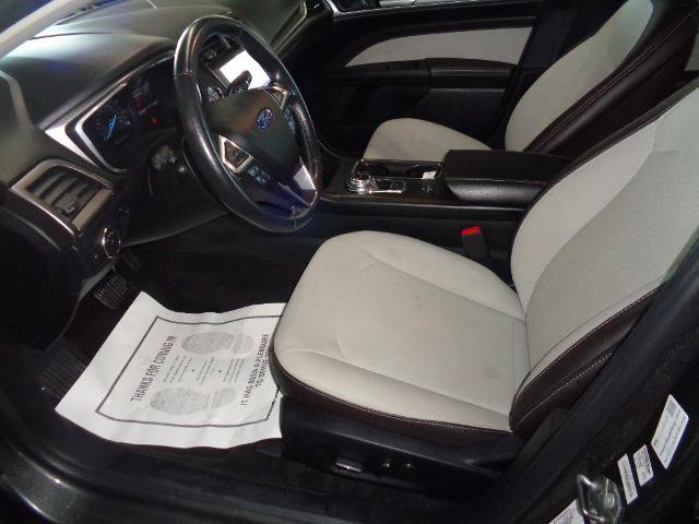 Certified 2020 Ford Fusion SE w/ Equipment Group 151A FWD image 7