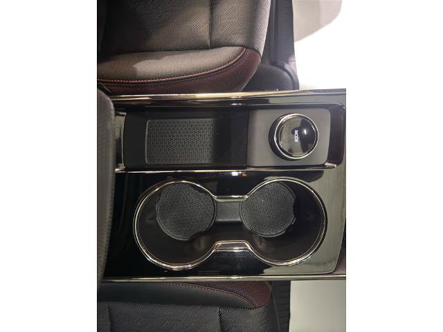 Used 2025 Chevrolet Equinox RS image 28