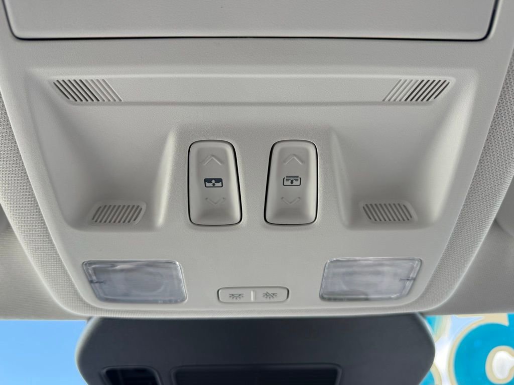 Certified 2022 Ford Escape SE w/ SE Sport Appearance Package image 24