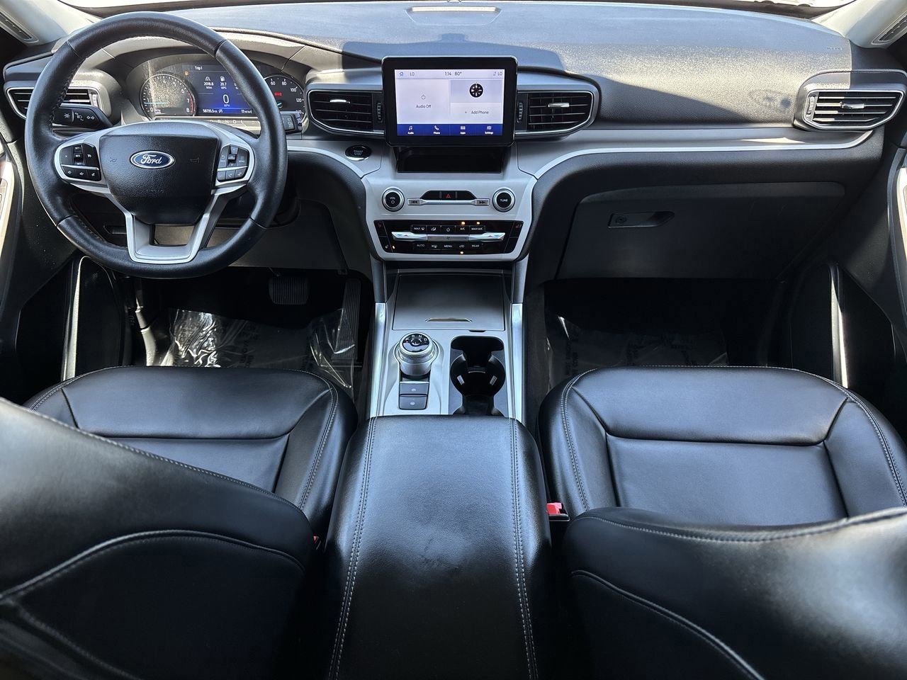 Certified 2023 Ford Explorer XLT w/ Equipment Group 202A image 19