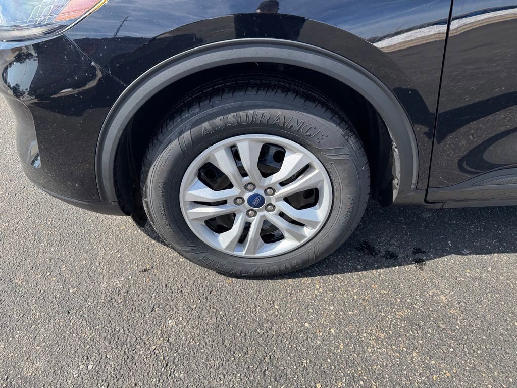 Certified 2022 Ford Escape S image 15