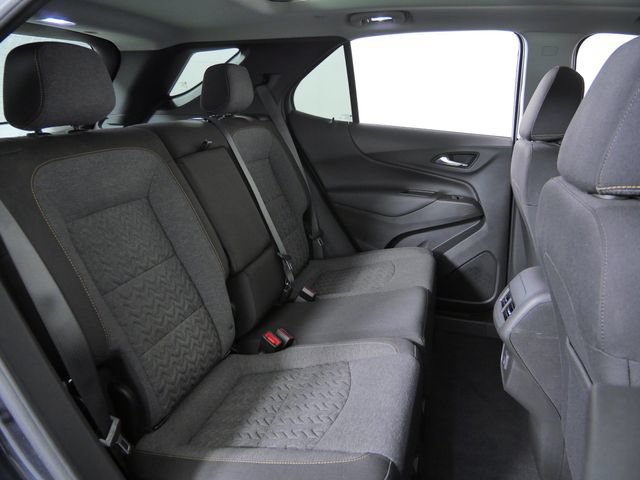 Used 2022 Chevrolet Equinox LT AWD/4WD image 16