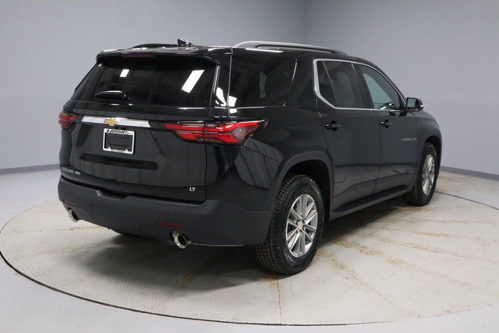 Used 2023 Chevrolet Traverse LT w/ LPO, Floor Liner Package image 5