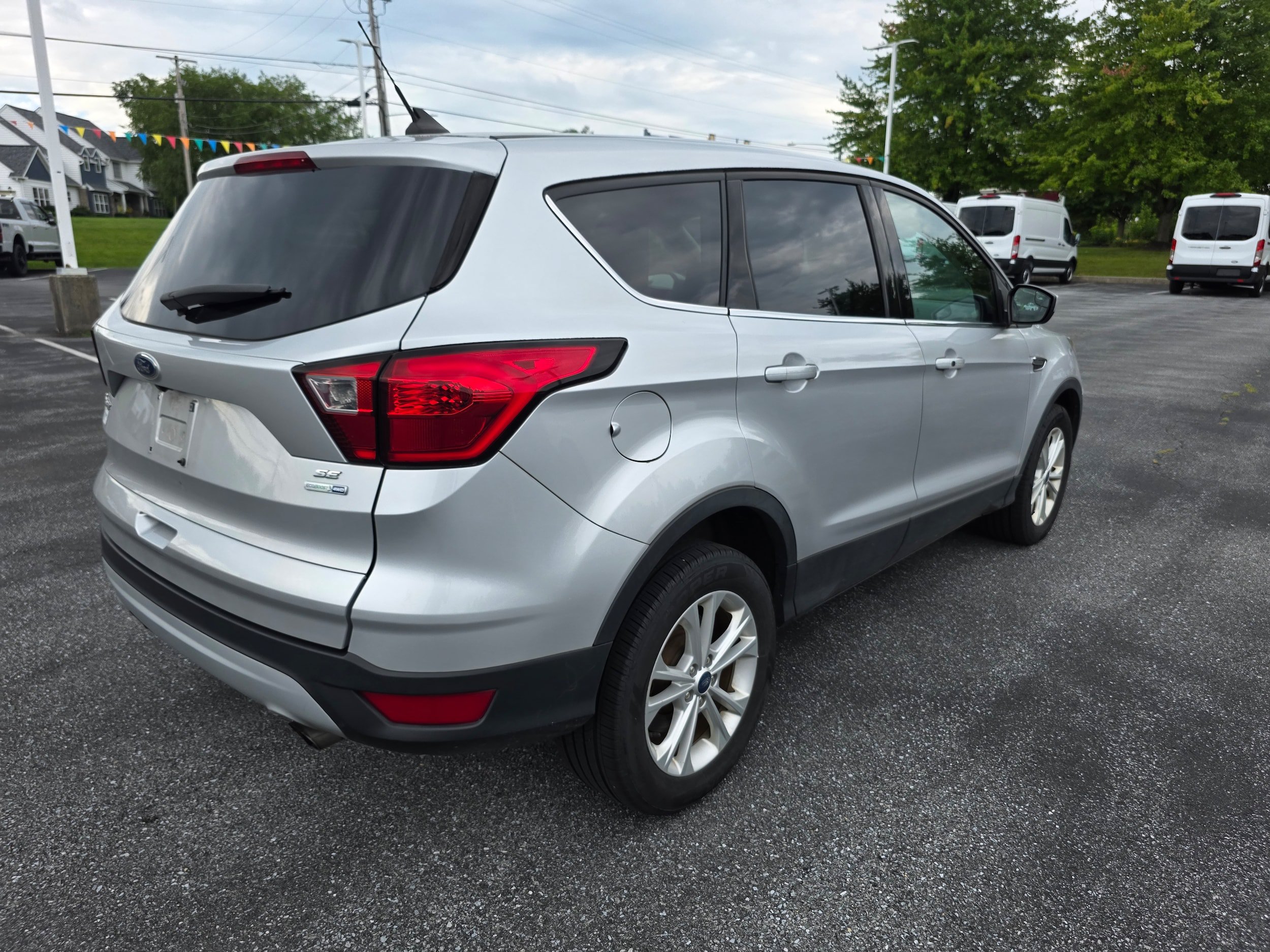 Certified 2019 Ford Escape SE AWD/4WD image 3