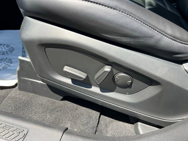 Certified 2024 Ford Explorer XLT AWD/4WD image 19