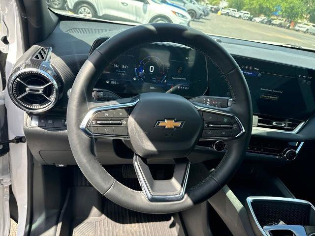 Used 2026 Chevrolet Equinox LT w/ LPO, Floor Liner Package FWD image 12