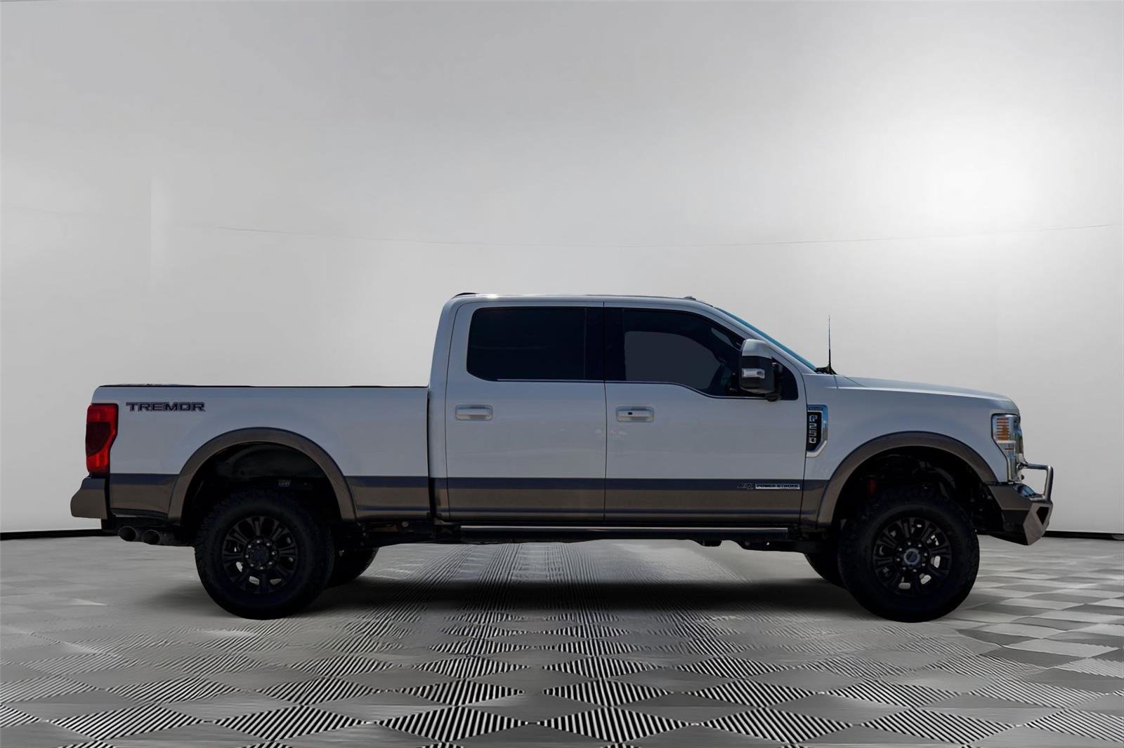 Certified 2022 Ford F250 King Ranch w/ Tremor Off-Road Package AWD/4WD image 4