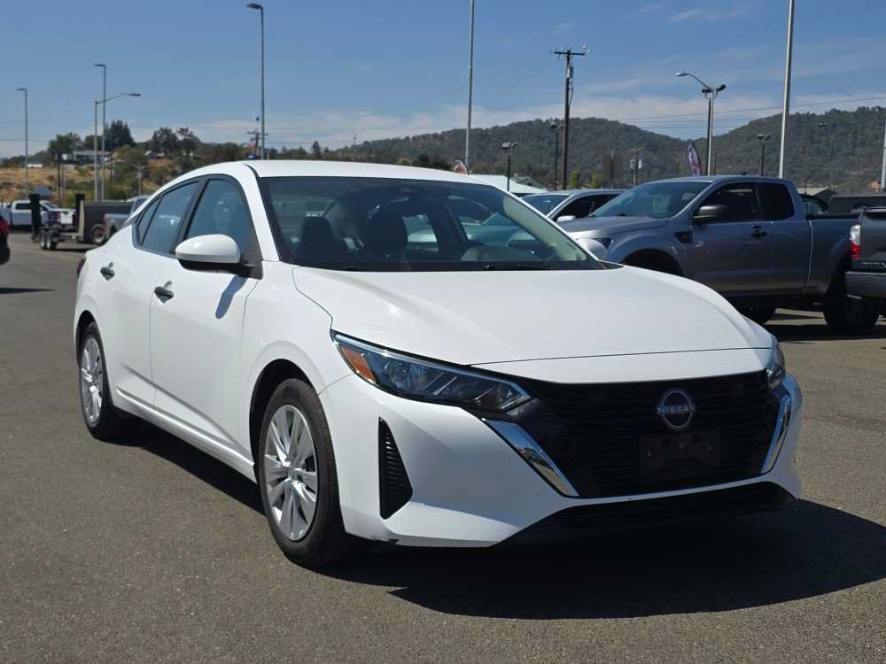 Used 2024 Nissan Sentra S FWD image 11