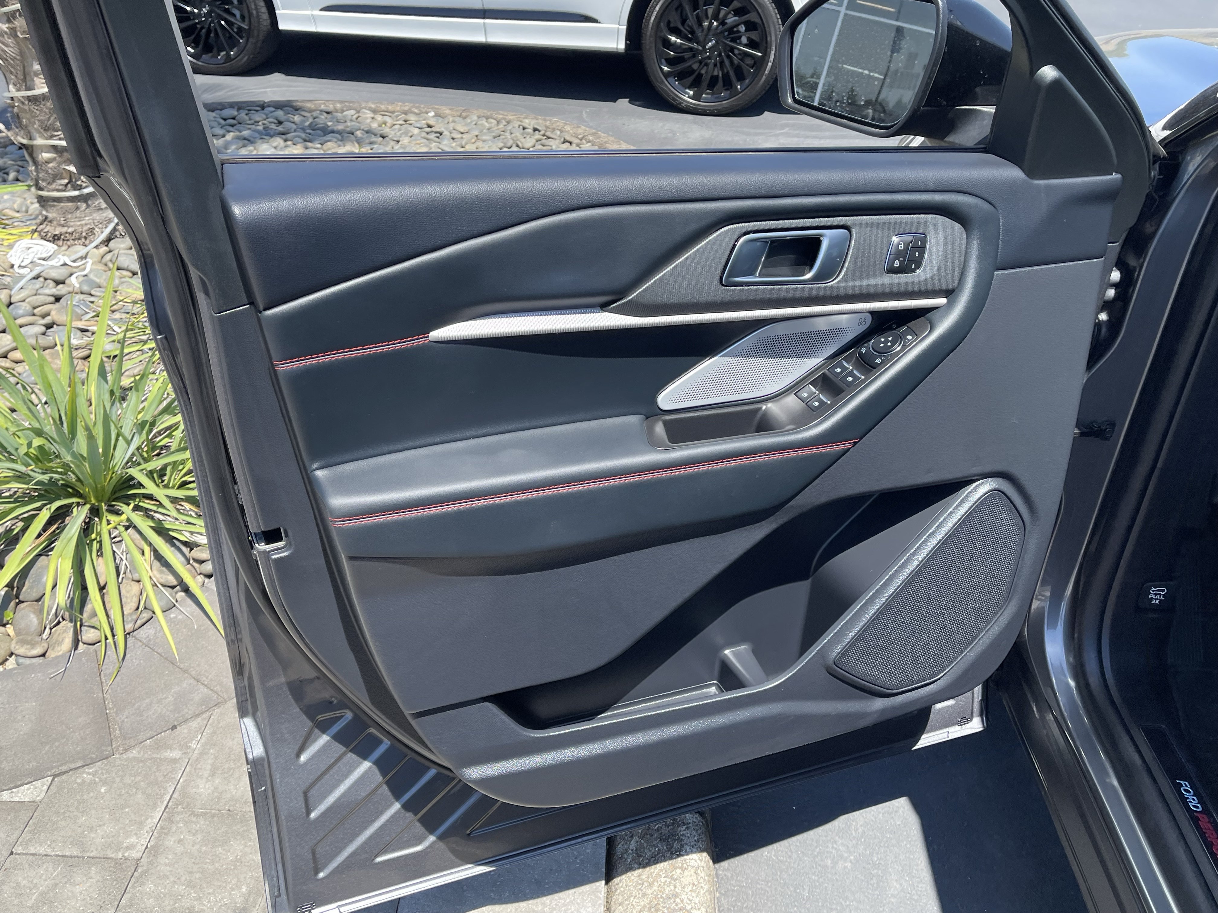 Certified 2025 Ford Explorer ST w/ Sun And Sound Package AWD/4WD image 14