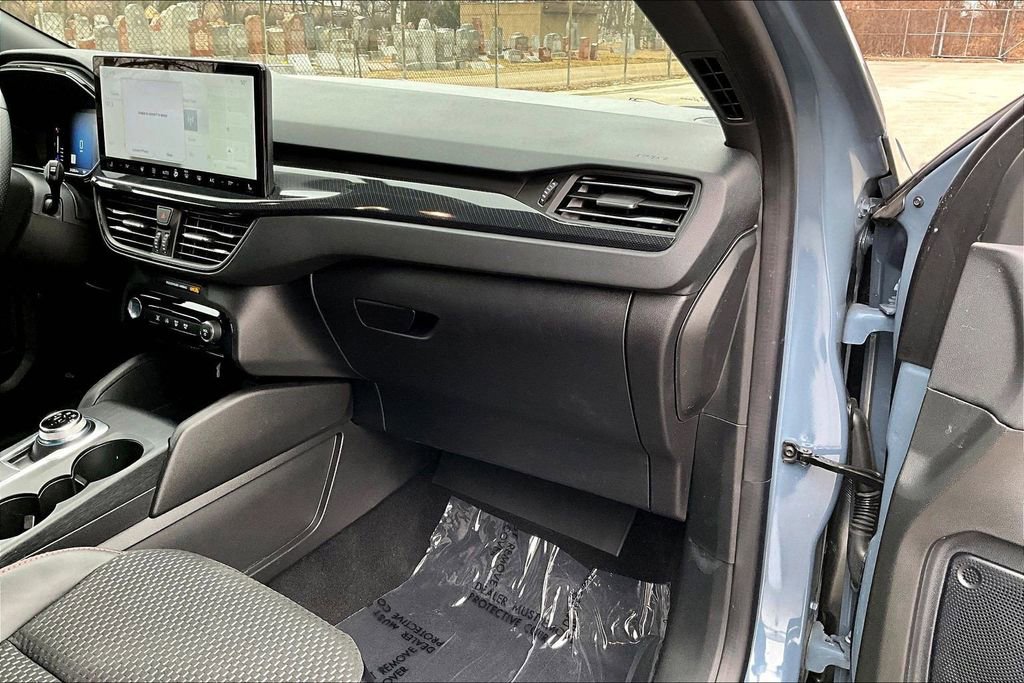 Certified 2024 Ford Escape ST-Line w/ Tech Pack #1 image 15