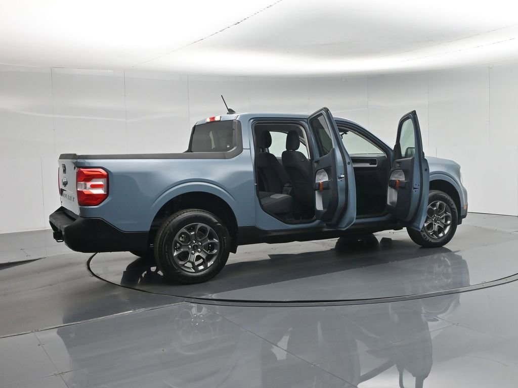 Certified 2022 Ford Maverick XLT w/ XLT Luxury Package image 6