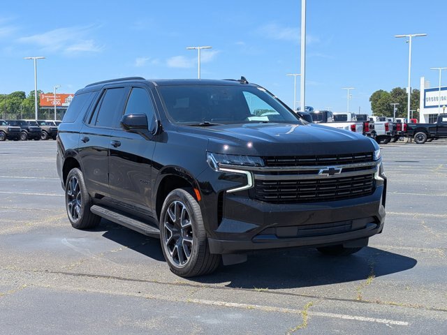 Used 2021 Chevrolet Tahoe RST w/ Rear Media and Nav Package AWD/4WD image 2