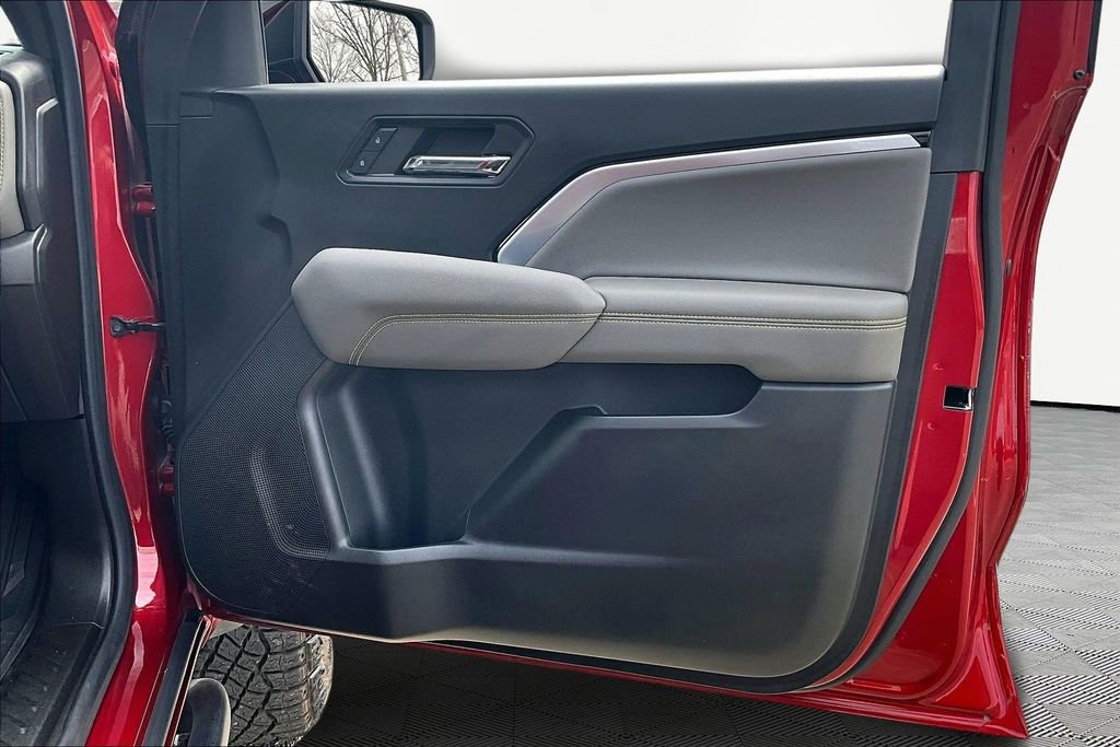 Used 2023 Chevrolet Colorado ZR2 w/ ZR2 Convenience Package III image 25