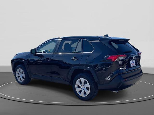 Used 2024 Toyota RAV4 LE image 2