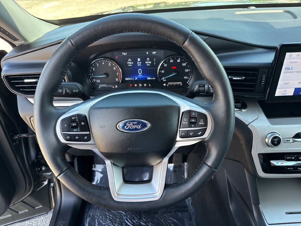 Certified 2023 Ford Explorer XLT RWD image 15