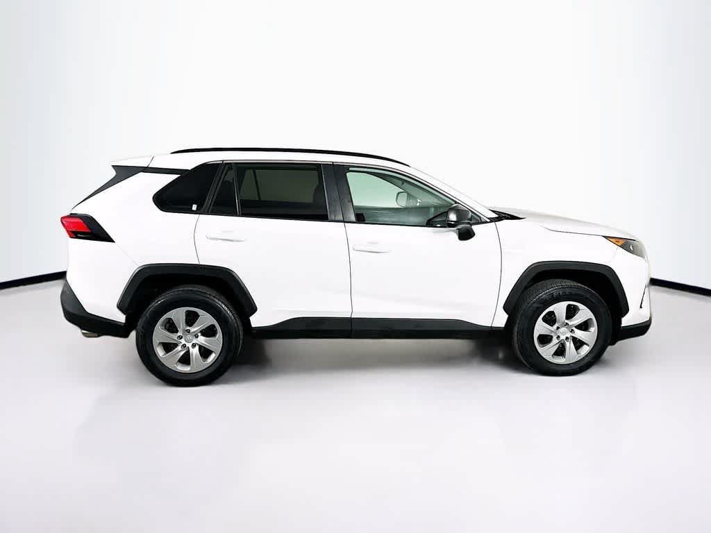 Used 2021 Toyota RAV4 LE FWD image 25