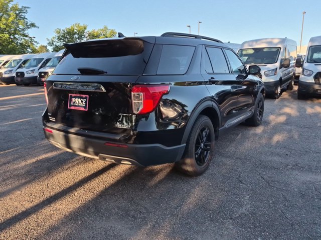 Certified 2021 Ford Explorer XLT w/ Equipment Group 202A AWD/4WD image 5