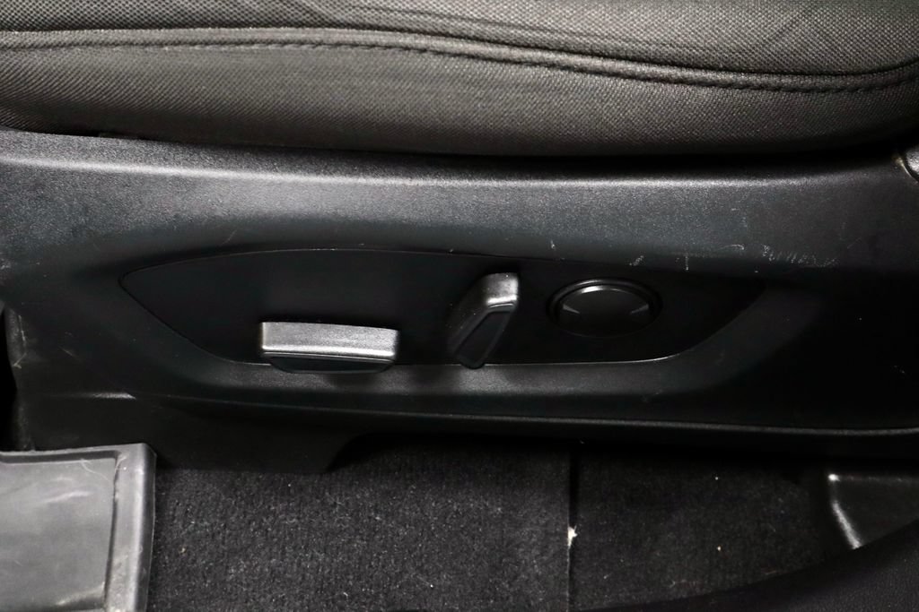 Certified 2021 Ford Explorer XLT AWD/4WD image 25