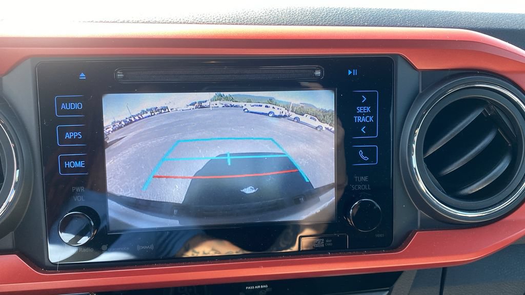 Used 2018 Toyota Tacoma TRD Sport w/ Technology Package RWD image 26