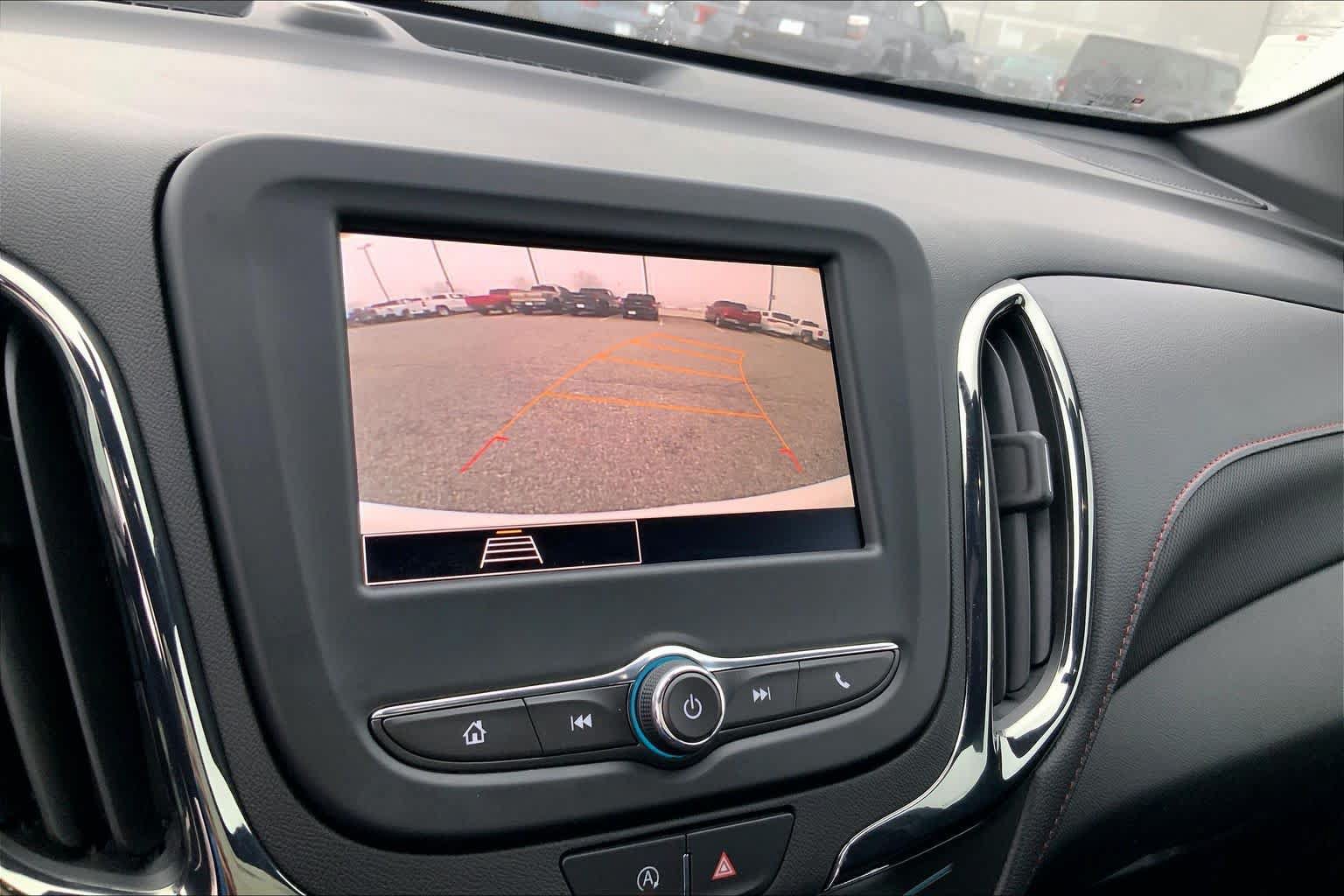 Used 2023 Chevrolet Equinox RS FWD image 28