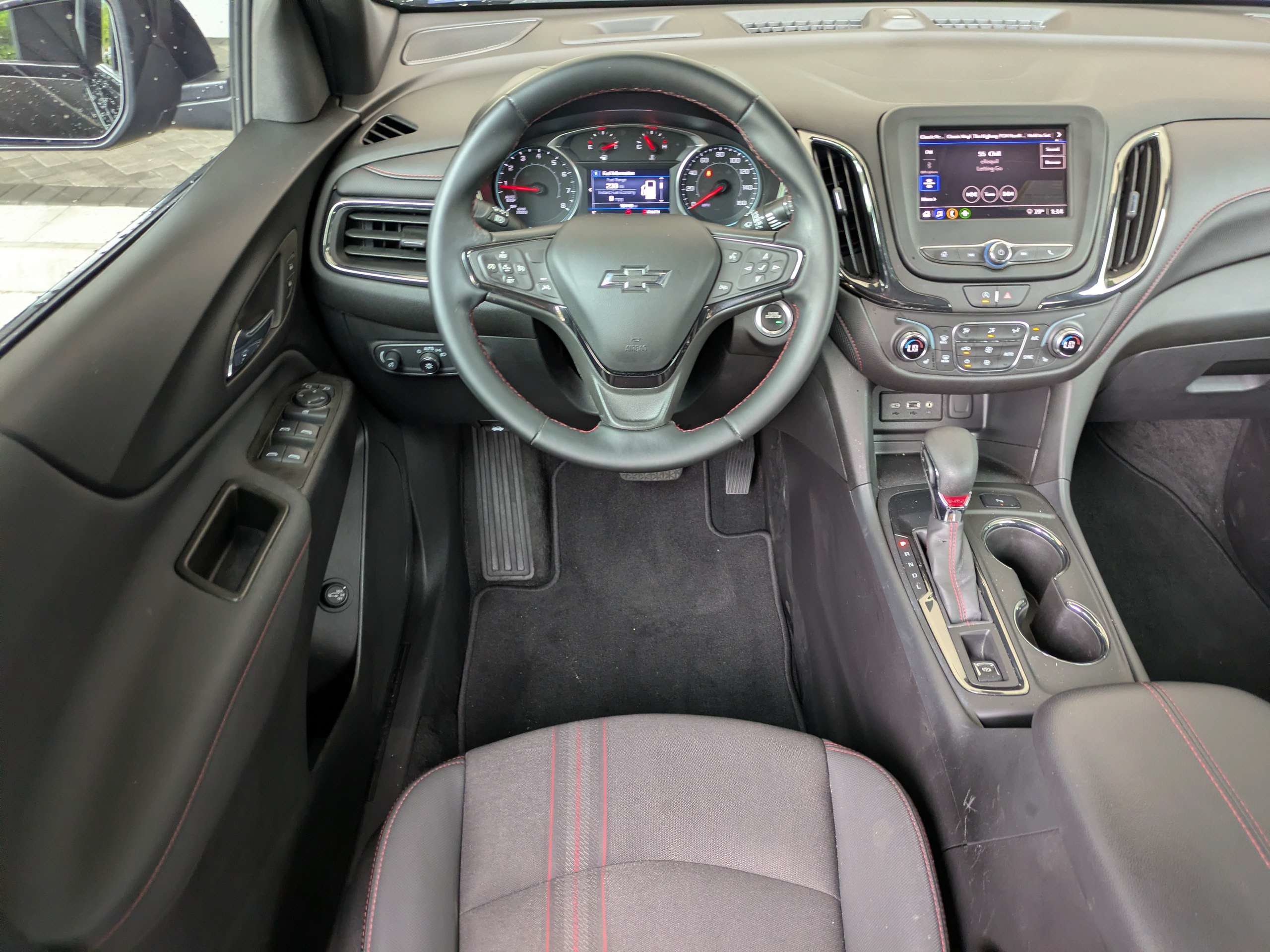Used 2024 Chevrolet Equinox RS FWD image 17