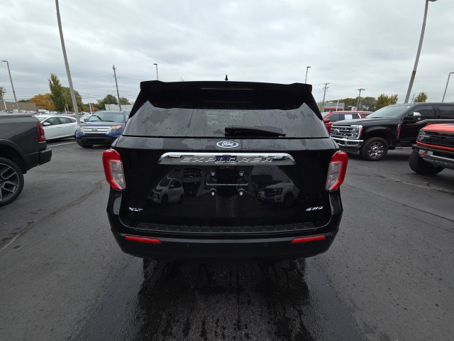 Certified 2023 Ford Explorer XLT AWD/4WD image 4