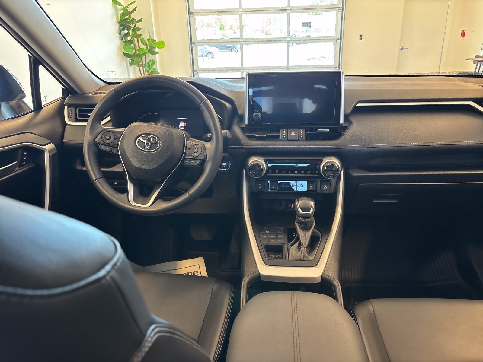 Used 2025 Toyota RAV4 XLE Premium w/ Weather Package AWD/4WD image 8