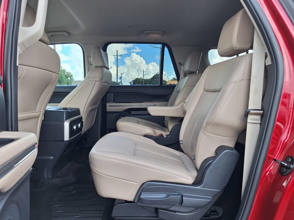 Certified 2022 Ford Expedition Max XLT RWD image 12